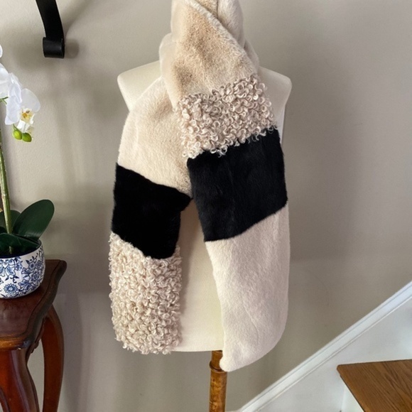 Anthropologie Helen Moore Mixed Faux Fur Scarf - Picture 1 of 10
